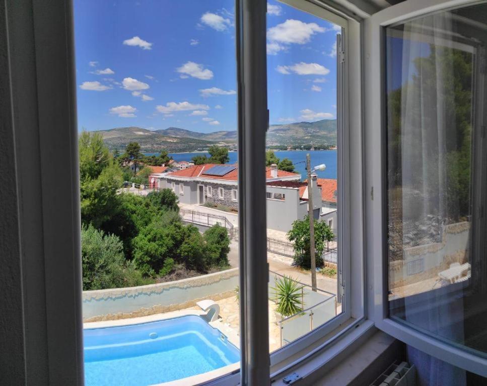 Apartments Sollis Трогир Экстерьер фото